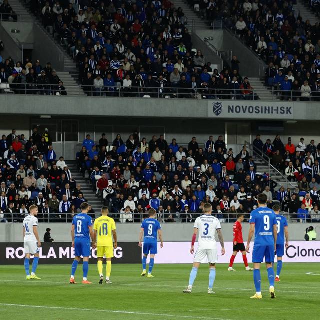 Dinamo Vladivostok vs Novosibirsk: Novosibirsk giành chiến thắng 2-1 trong ngày ra quân Gold